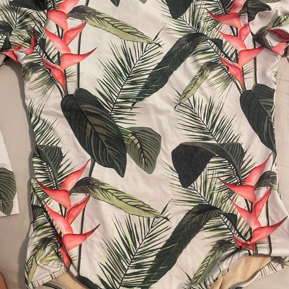 PEÑA life Womens one piece swim suit. Made in Brazil. New with tags! - Picture 4 of 13